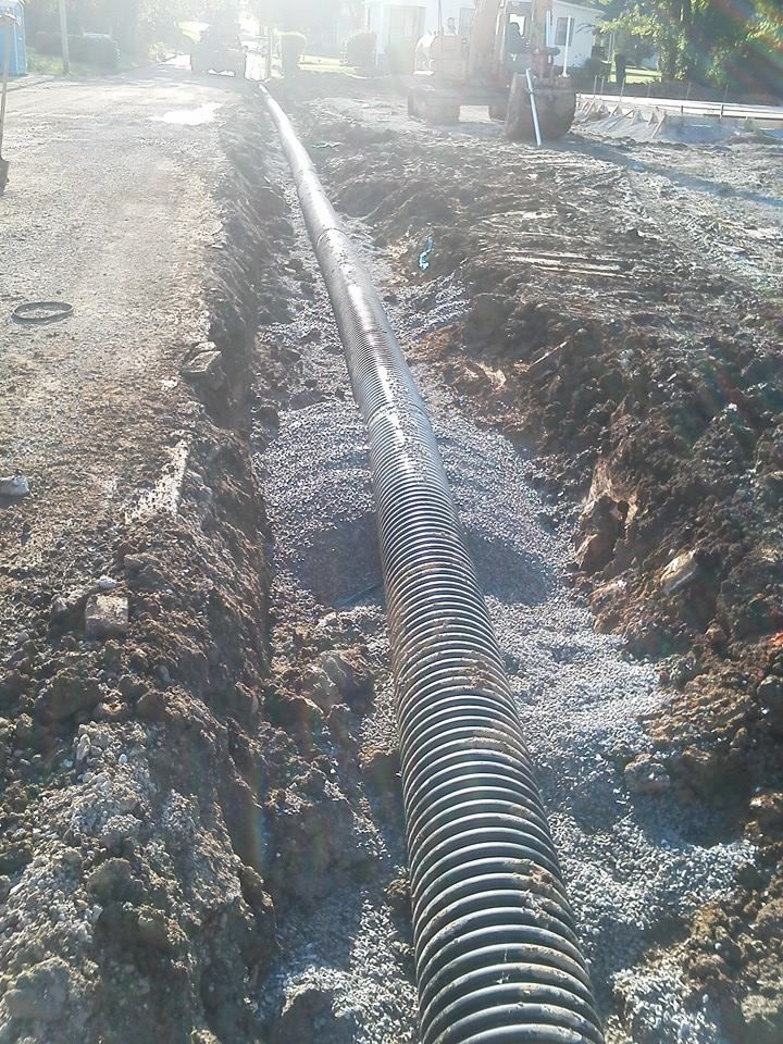 Sewer & Water Lines for King of Dirt in Cornersville, TN