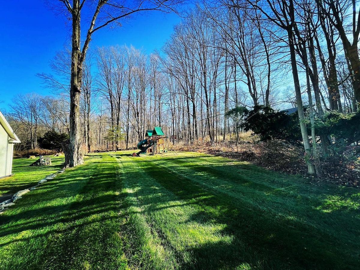 Mowing for Hennessey Landscaping LLC in Oxford,  CT 