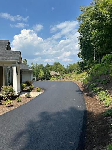 Asphalt Driveways for James R Carter Paving in Roanoke, VA