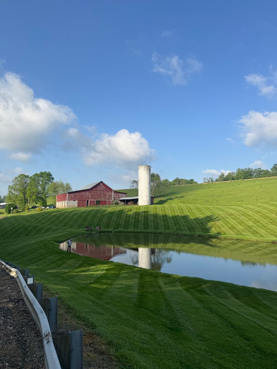 Fall and Spring Clean Up for Buckeye Lawns & Landscaping LLC in Millersburg, OH