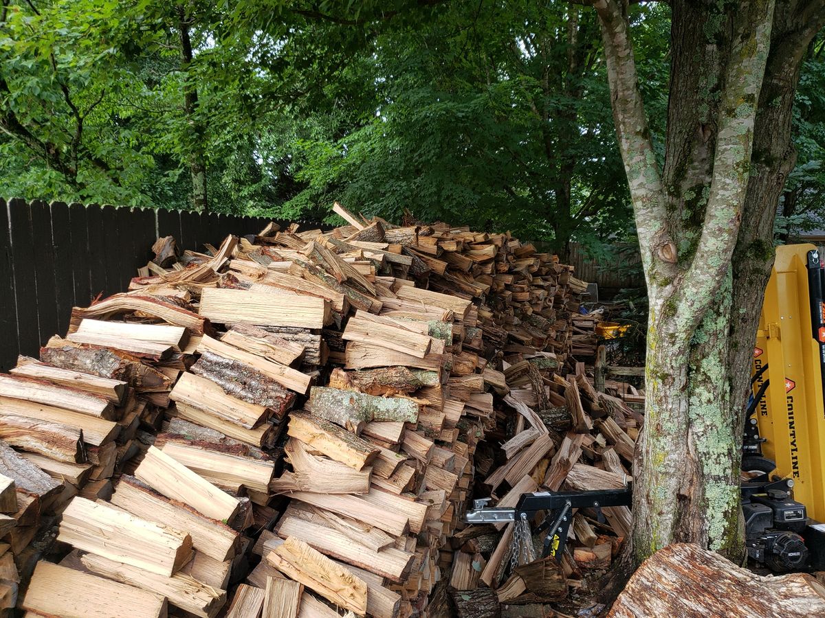 Firewood Supply for Major Landscaping & Firewood Services of Lawrenceville in Lawrenceville, GA