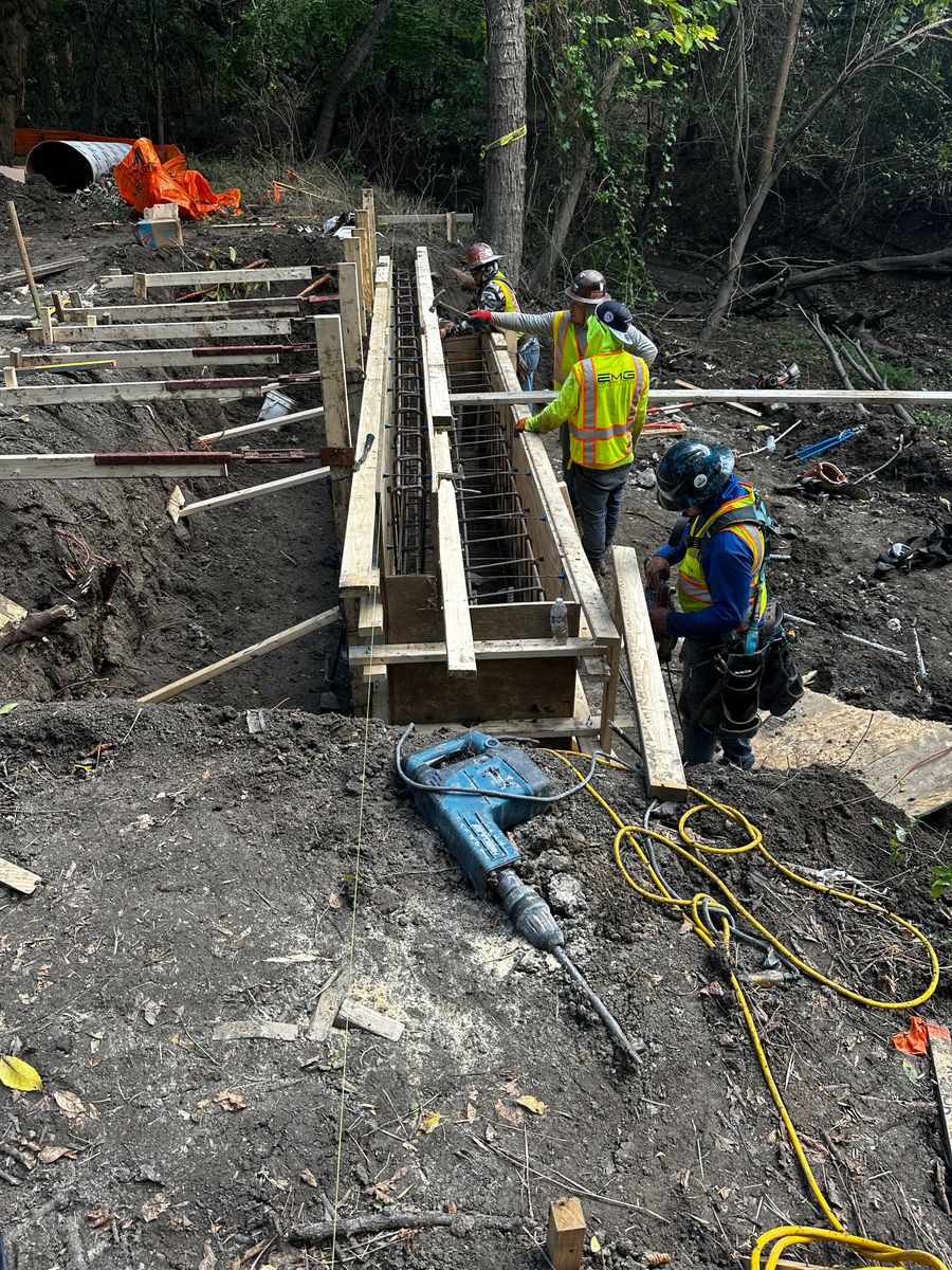 Commercial Services for EMG Construction in Balch Springs, TX