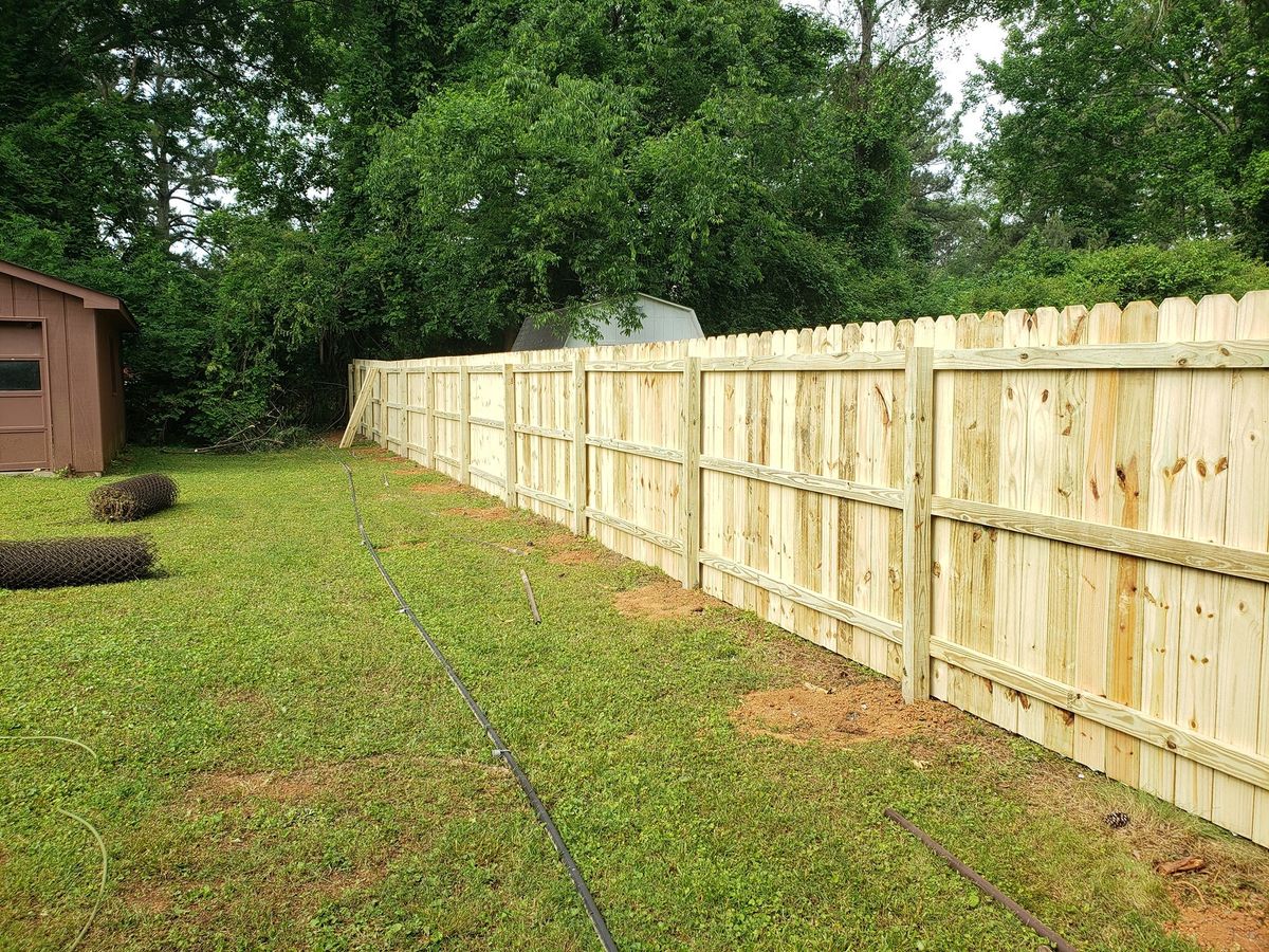 Fence Repair for Everest Fencing in Cartersville,  GA