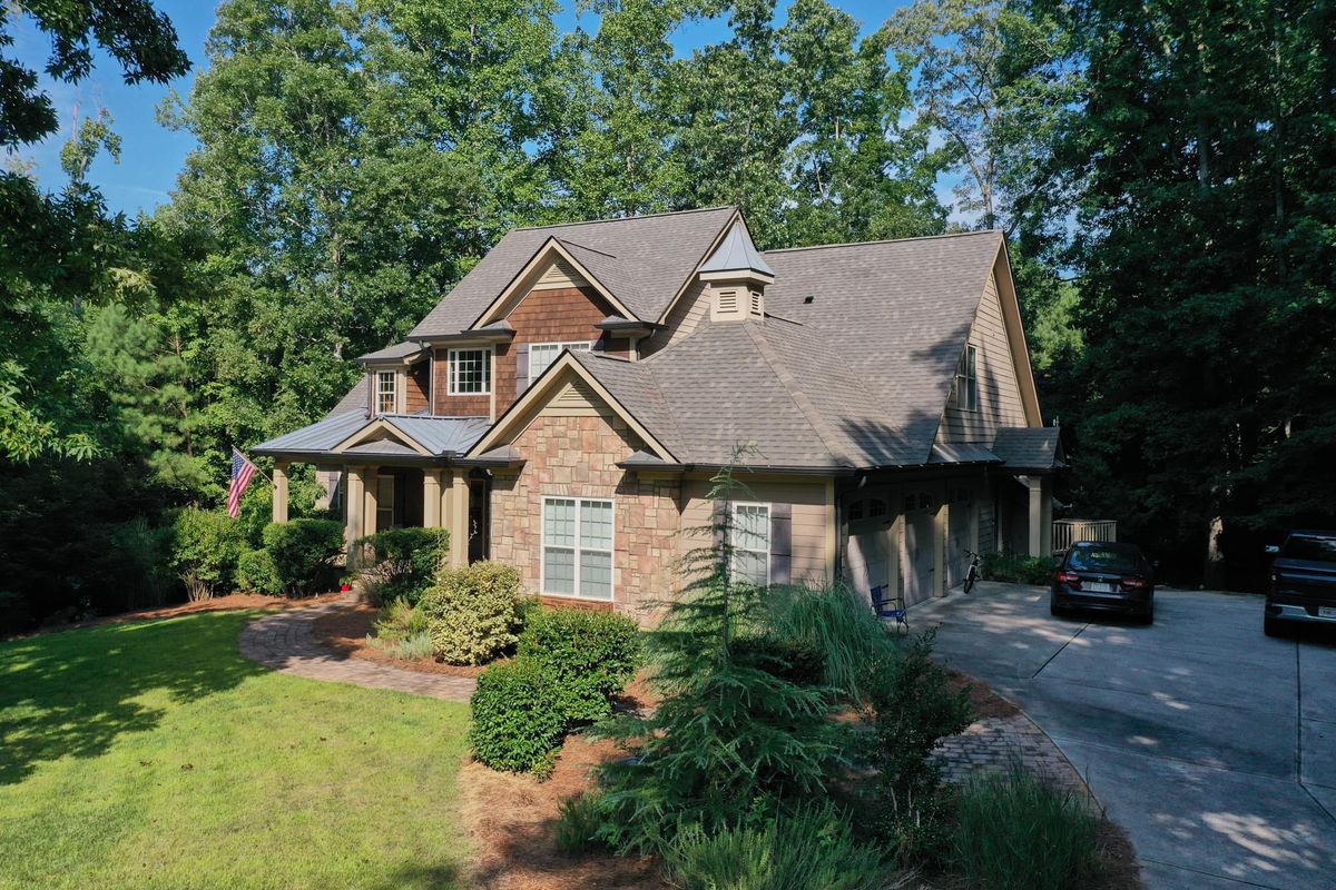 Roof Inspection for A&C Roofing Specialist in Fayetteville, Georgia