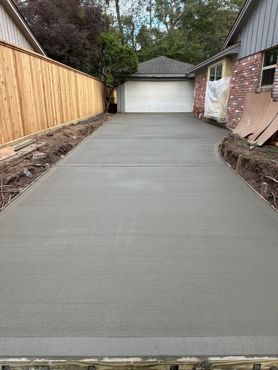 Driveways for BigTex Concrete Construction in Houston, TX