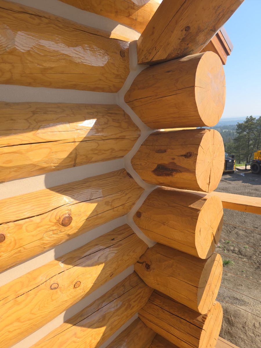 Log Home Finishing for Shay’s Chinking in Hamilton, MT