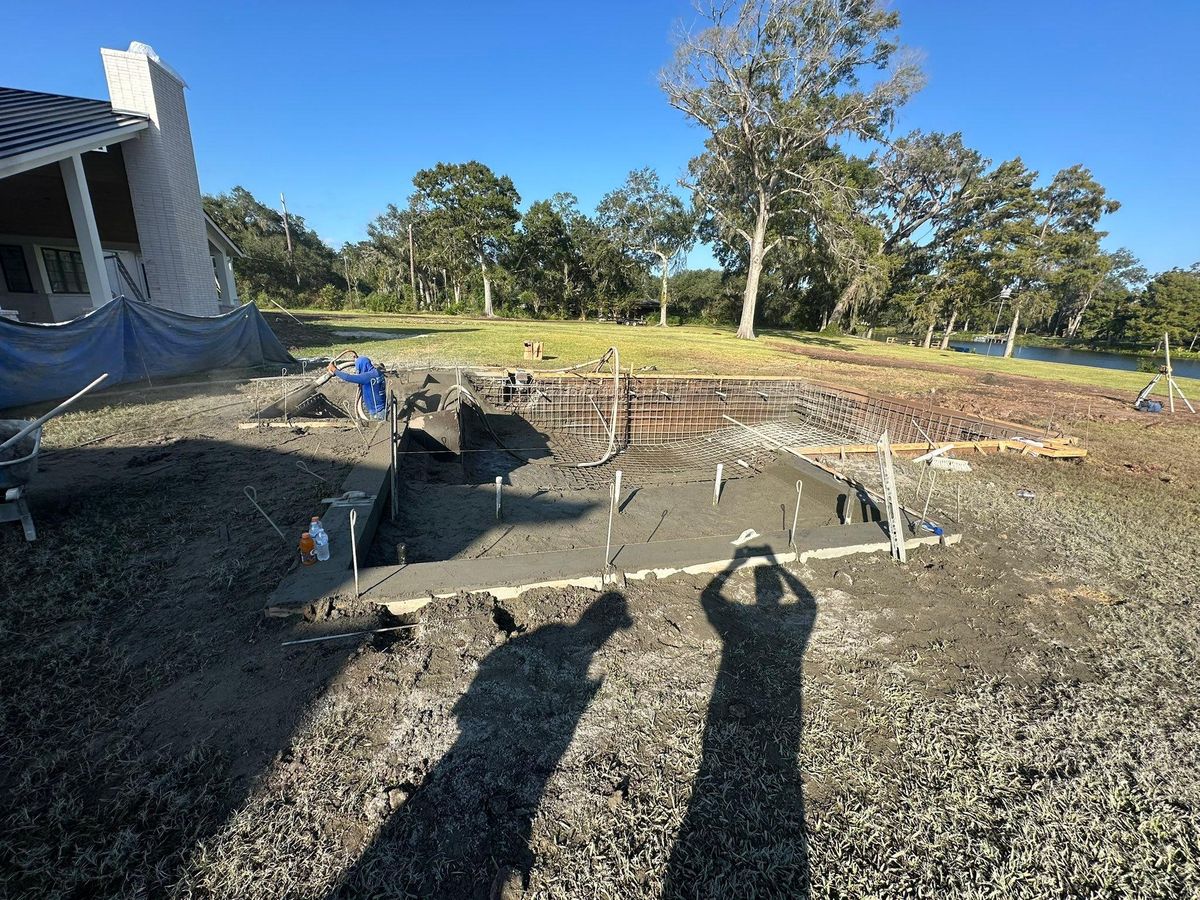 Custom Pool Construction for Azteca Pool Construction LLC in Houston, TX