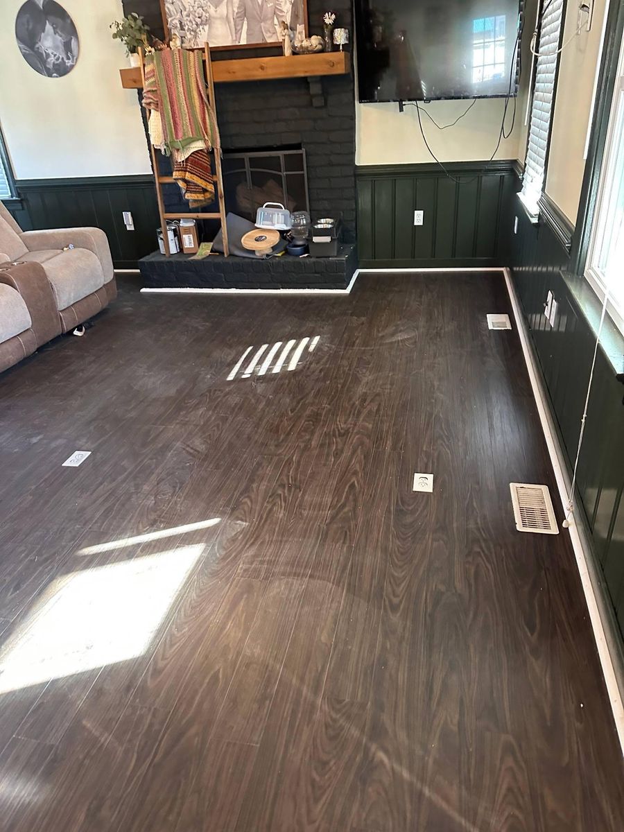 Laminate Flooring for Jason Tench Flooring LLC in Richmond, VA