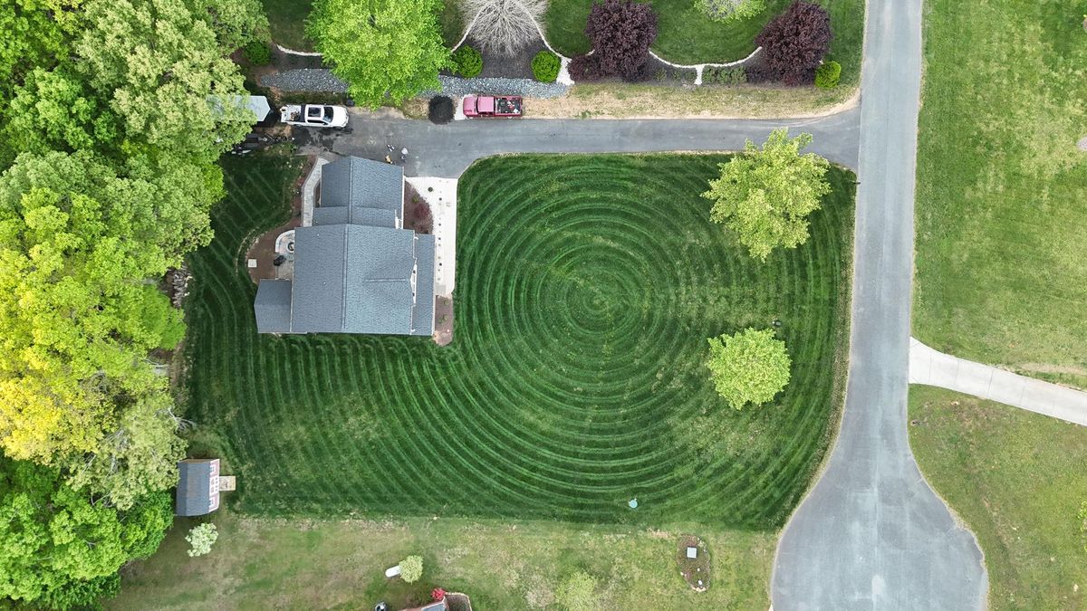 Seasonal Clean-up Services for Blue Sky Turf in Monroe, NC