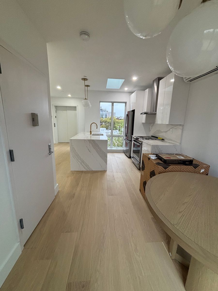 Deep Cleaning for Ortiz & Puchi General Cleaning INC. in Brooklyn, NY