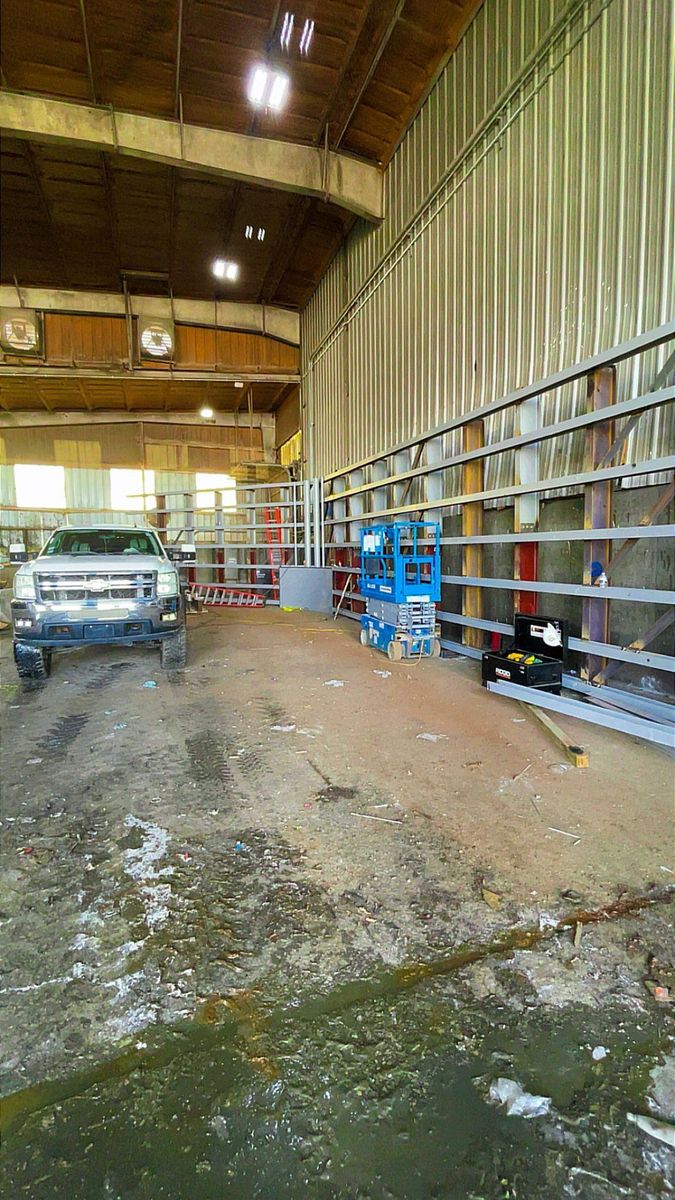 Construction Welding for Wright's Fabrication in Huntsville, AR