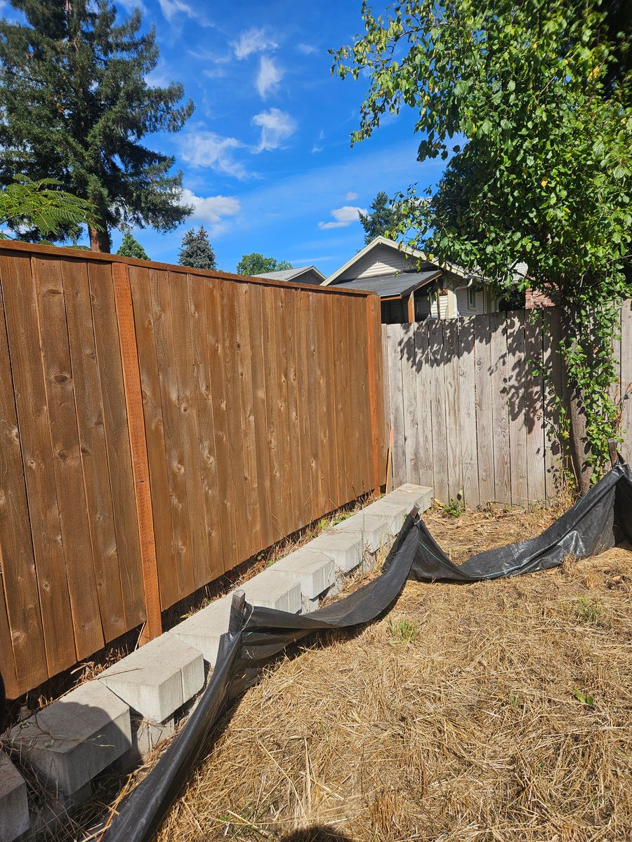 Fencing for Eminent Construction in Hillsboro, OR