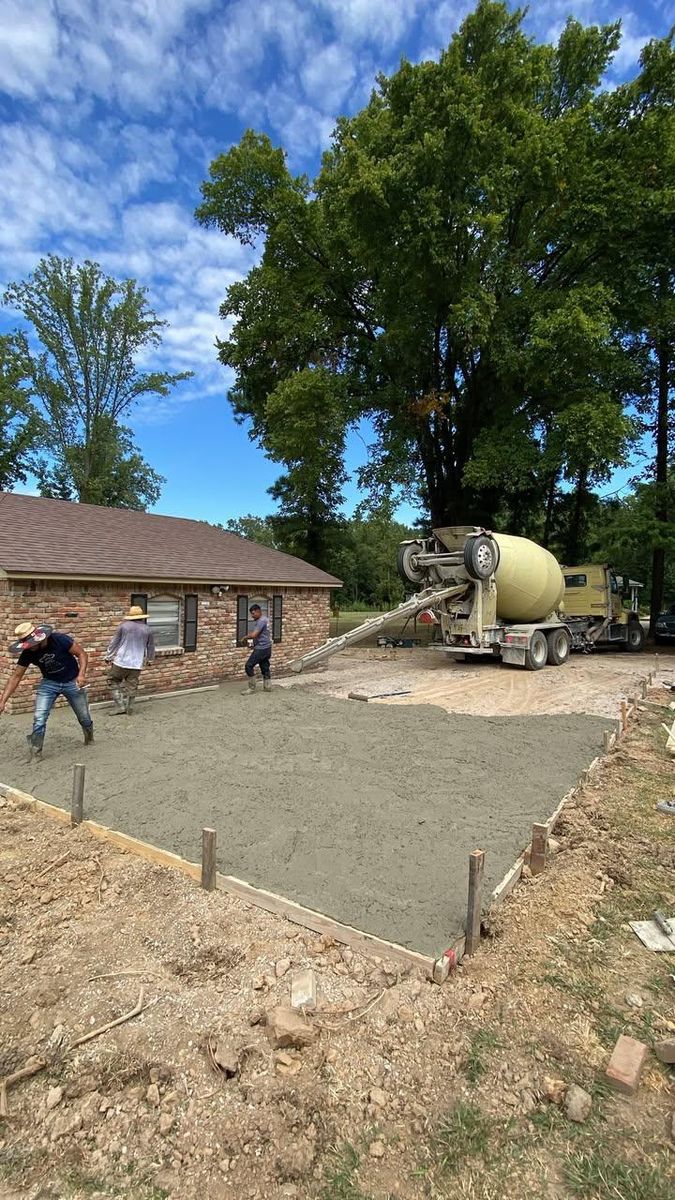 Concrete Slab Construction for Sam's Concrete & Masonry in Hernando, MS