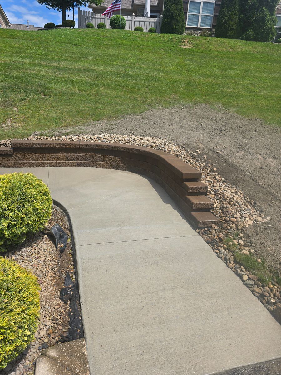 Sidewalk Installation for Williams Custom Concrete in Poland Center, OH