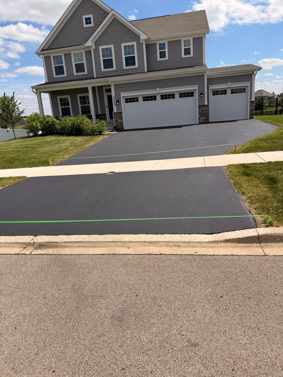 Residential Seal Coating for Black Diamond Sealcoating in St. Charles, IL