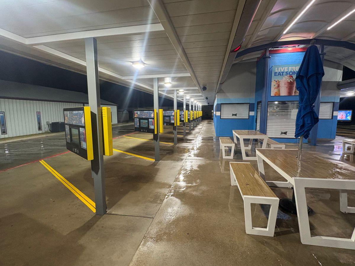 Driveway and Sidewalk Cleaning for Top Notch Exterior Cleaning Solutions in Nolanville, TX