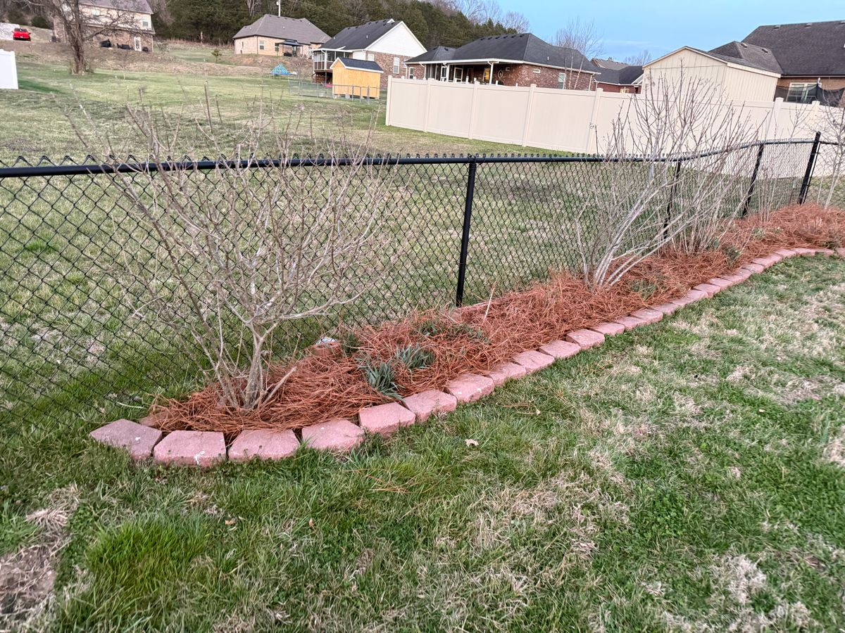 Mulch Bed Installation And Renovation for Arnold’s Outdoor Solutions in Woodbury, TN