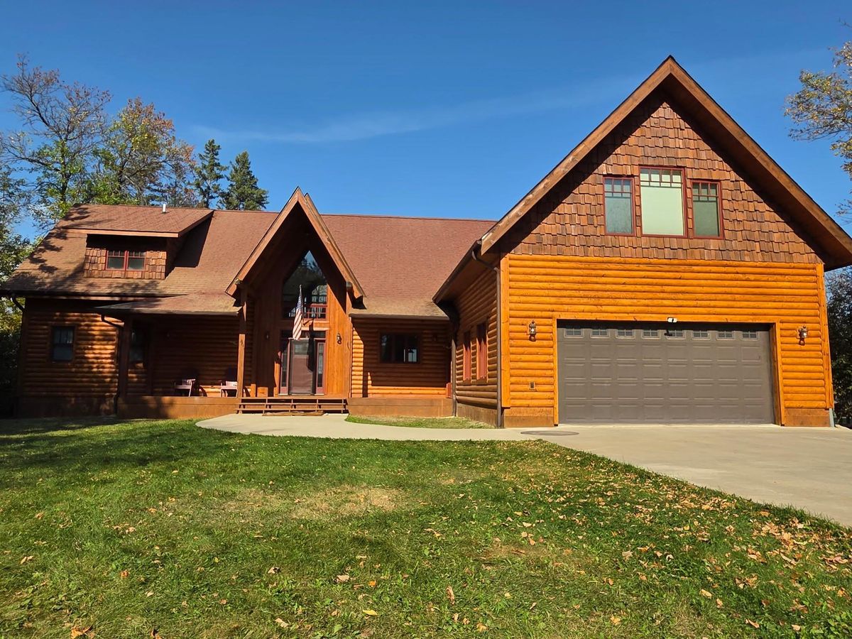 Log Restoration for 218 Painting & Log Restoration LLC in Britt, MN