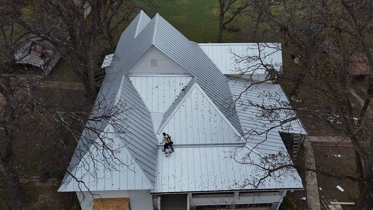Roof repairs for Barcenas Roofing & Remodeling in San Saba, TX