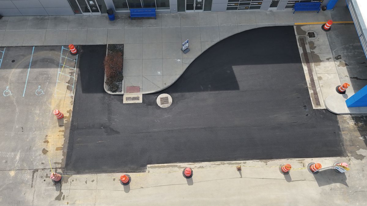 Sealcoating for James R Carter Paving in Roanoke, VA