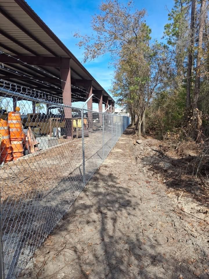 Fence Repair for Barnes Family Fencing in Graceville, FL
