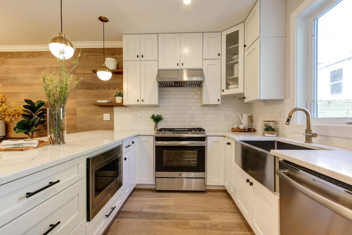 Kitchen and Bathroom Renovations for Dawson Custom Interiors in Boise, ID