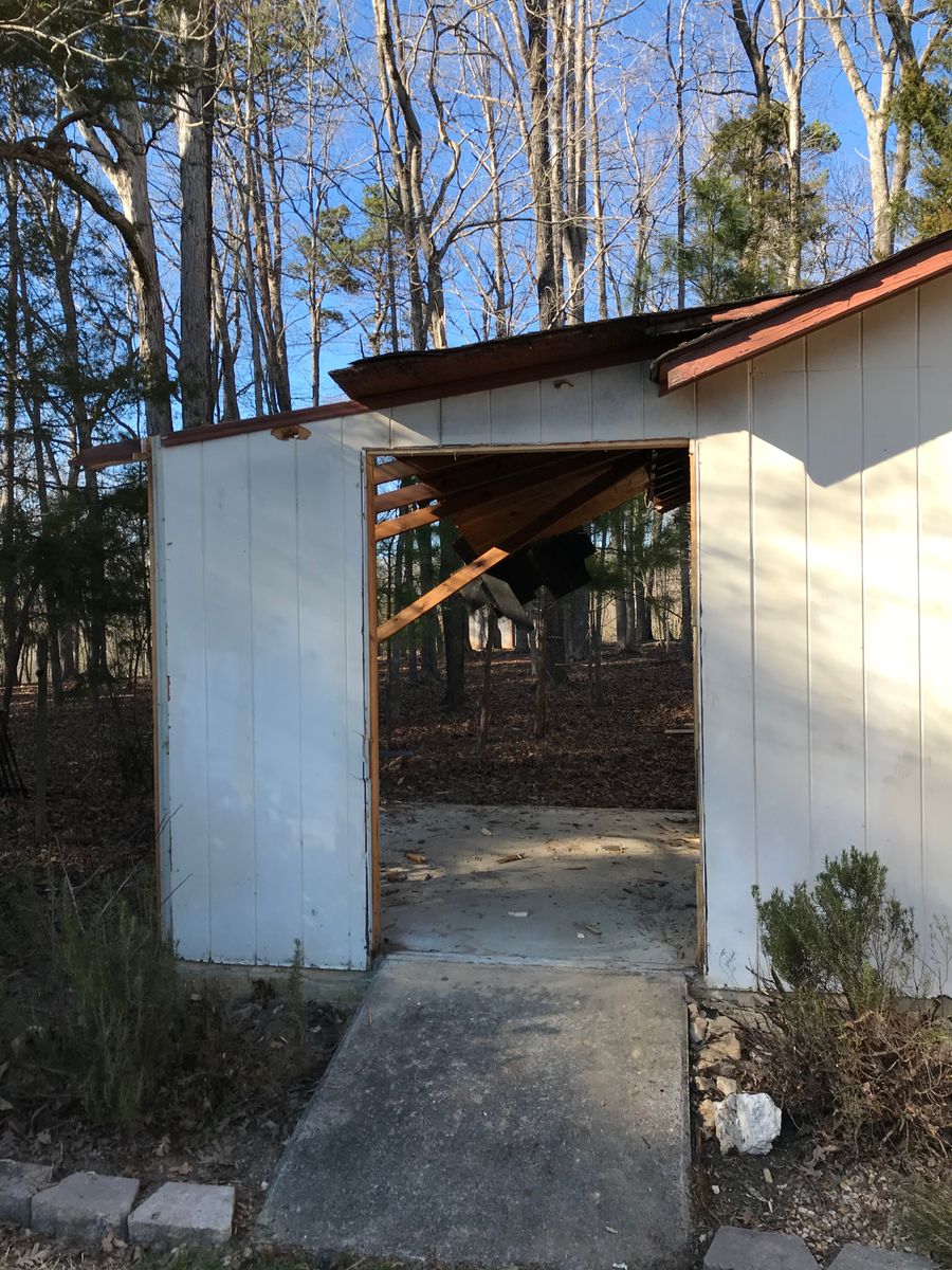 Demolition and Hauling for Junk B Gone in Rougemont, NC