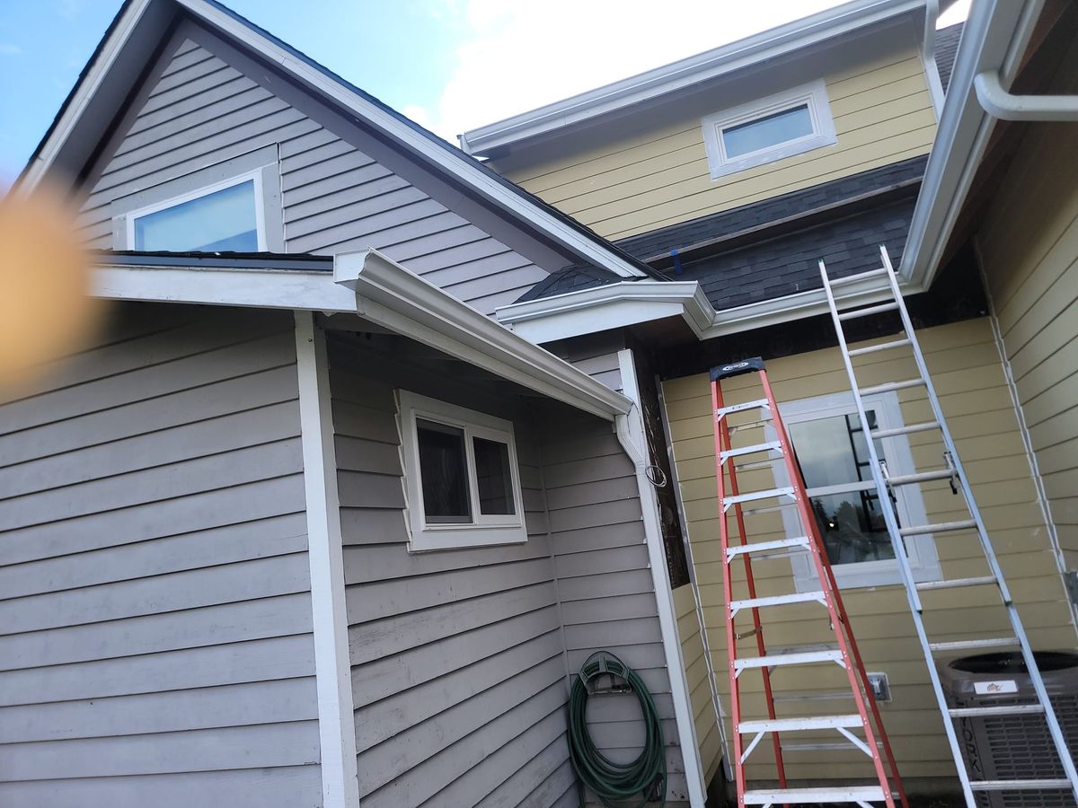 Gutter Cleaning for All Angle Contracting in Tacoma, WA