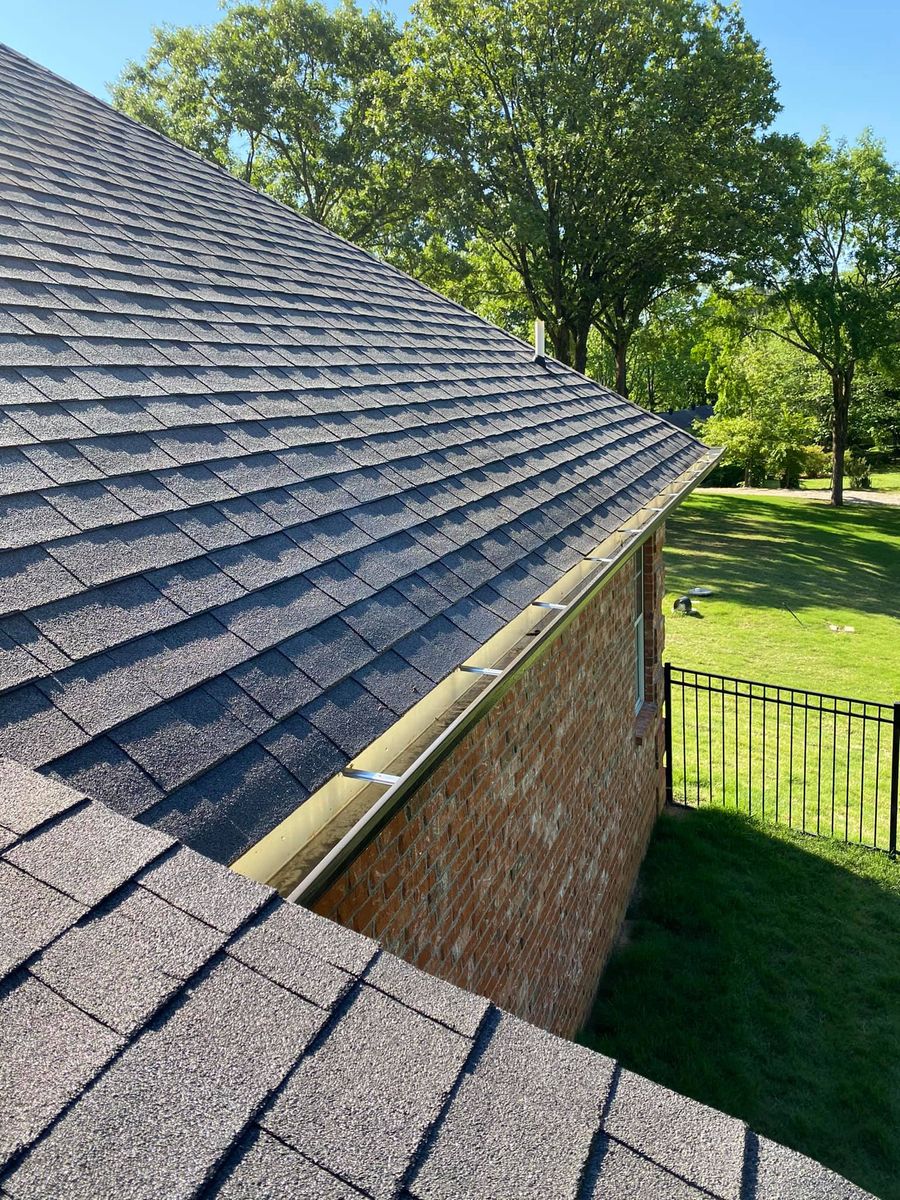 Roofing for KMC Home Improvement LLC in Memphis, TN