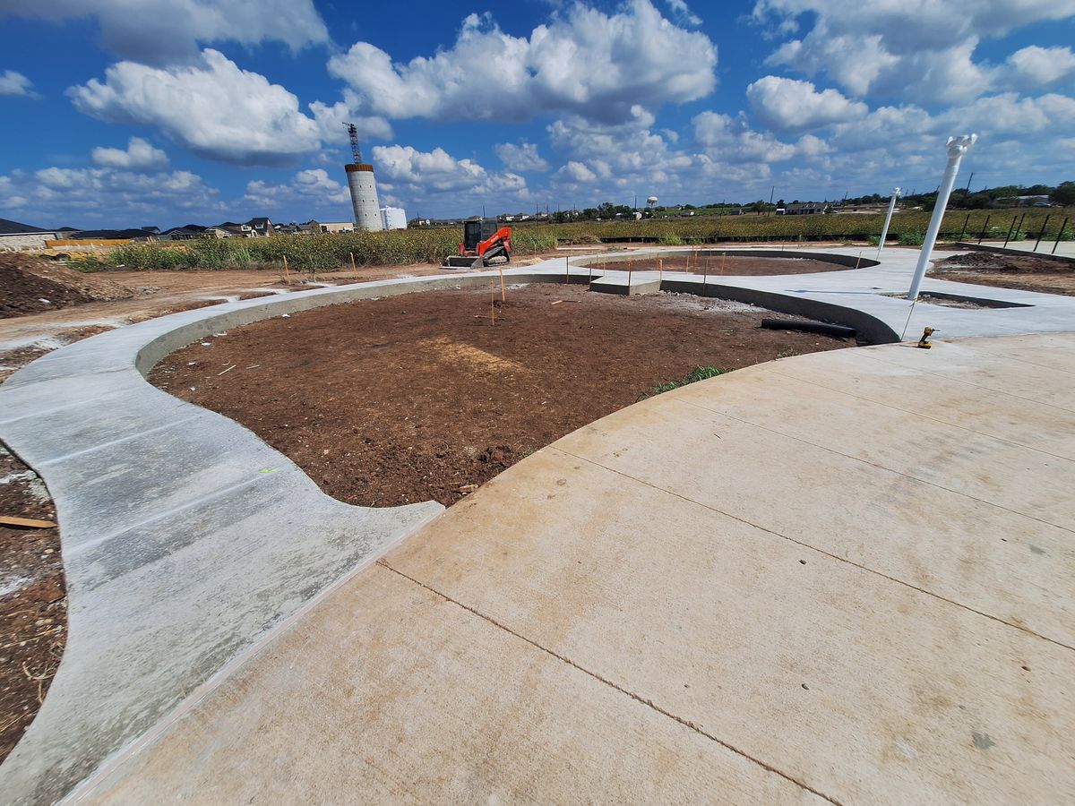 Sidewalk Installation for Leo's Concrete Crew in Elgin, TX