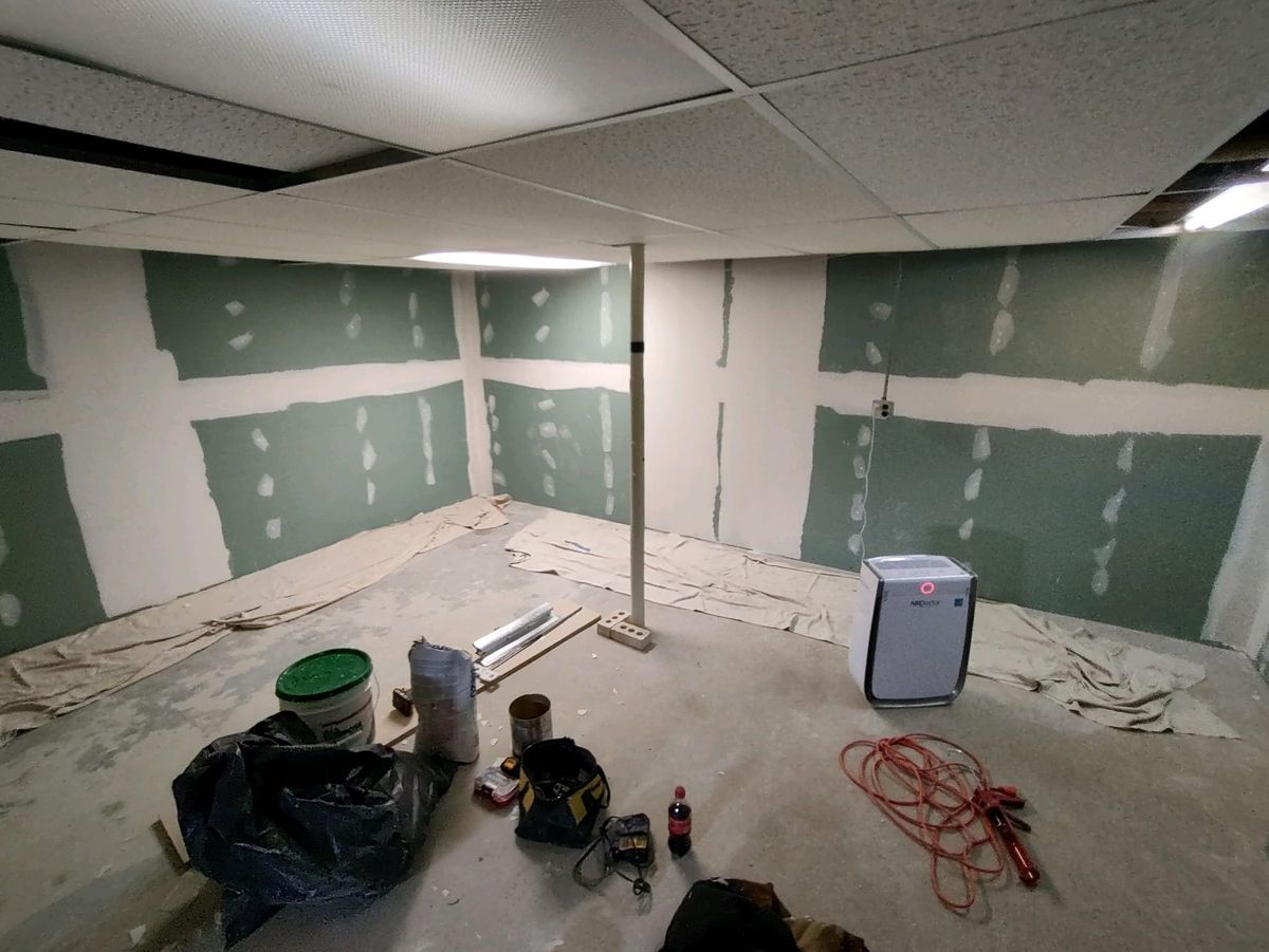 Drywall Finishing and Plaster Repair for Finishing Touches in Morris, MN