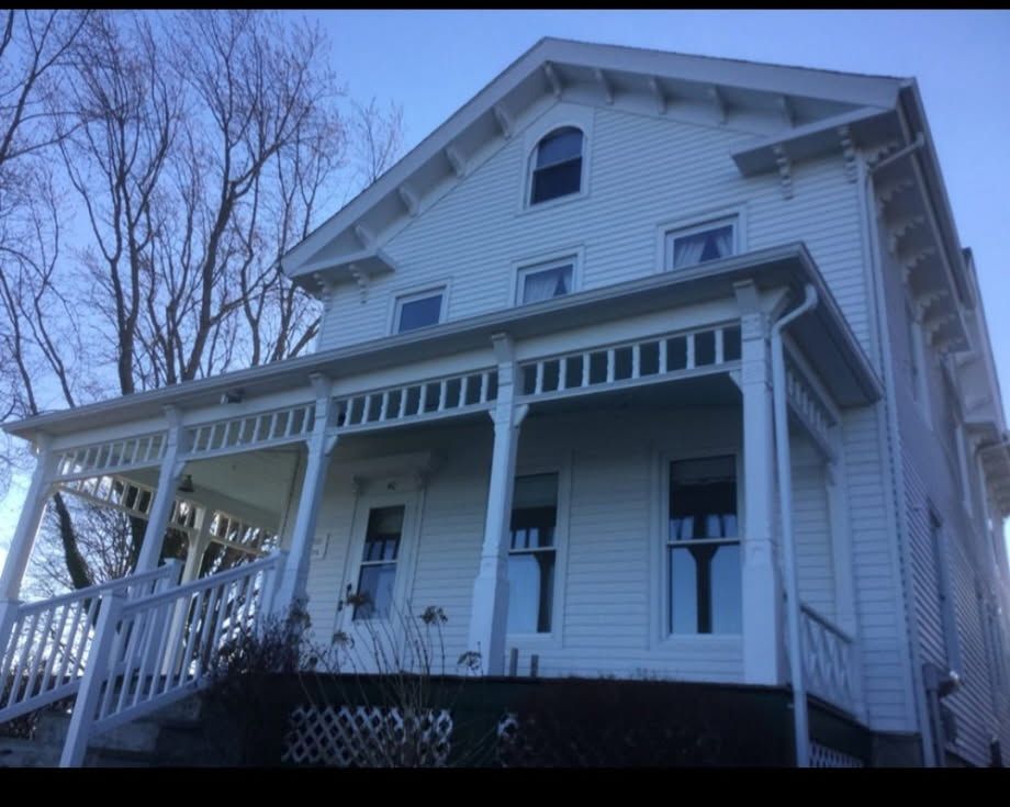 Exterior Painting for Premier Pro Painters Home Improvement in Sterling, CT