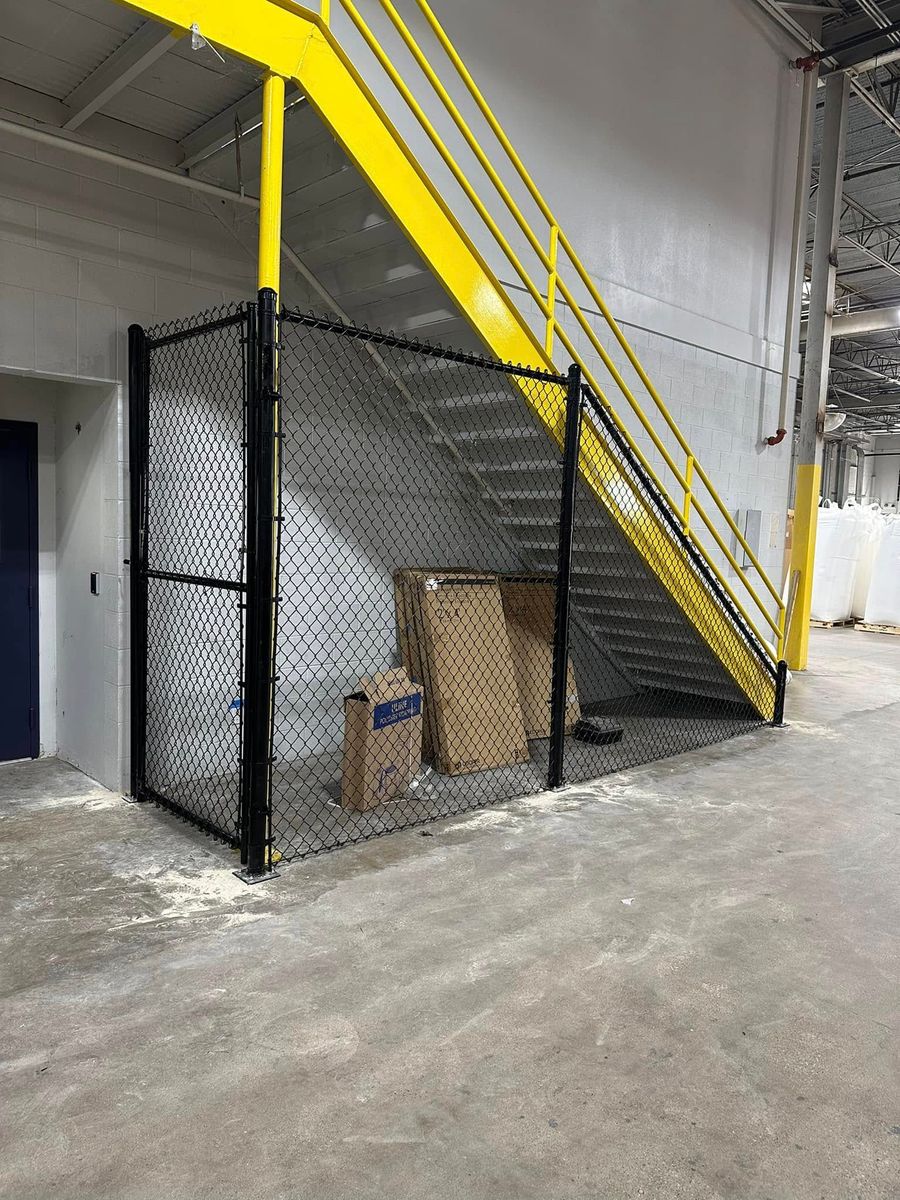 Commercial Fencing for Cowboy Construction in Palestine, TX