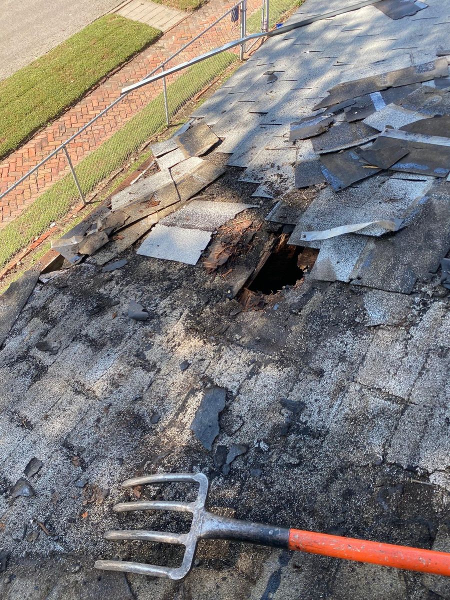 Roofing Repairs for Full Roof Replacement and Repairs & Seamless Guttering in Saint Joseph, MO