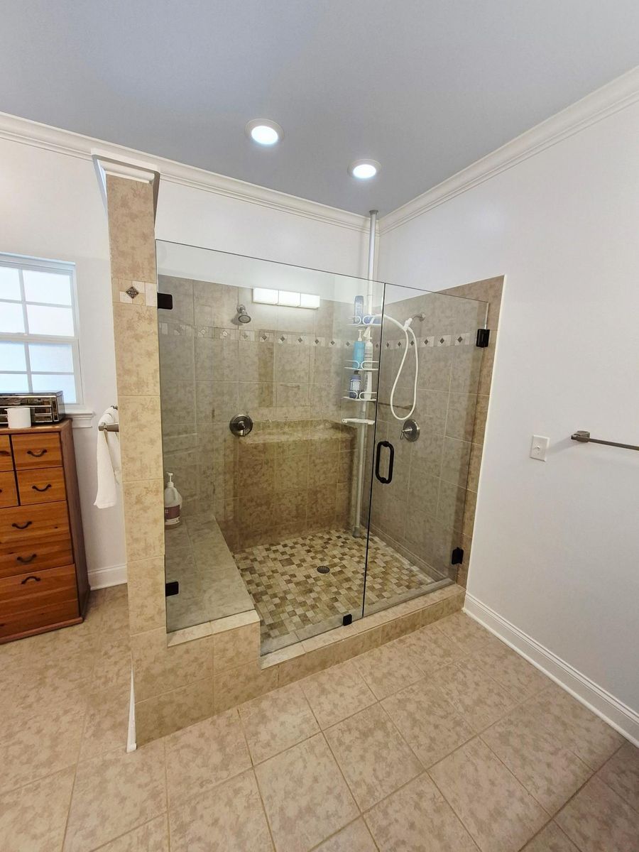 Frameless Glass Showers for Pane -N- The Glass in Rock Hill, SC