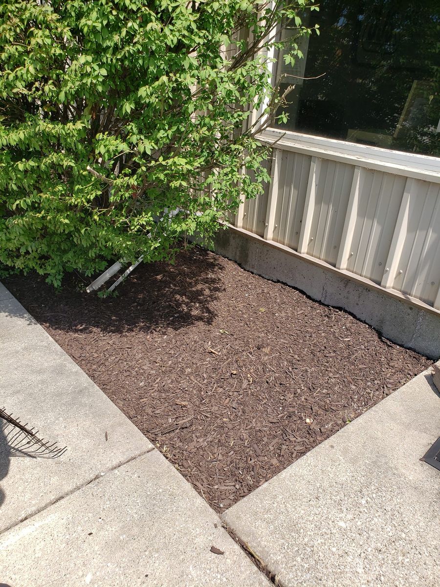 Mulch Installation for Reliable Property Maintenance in 46322, IN