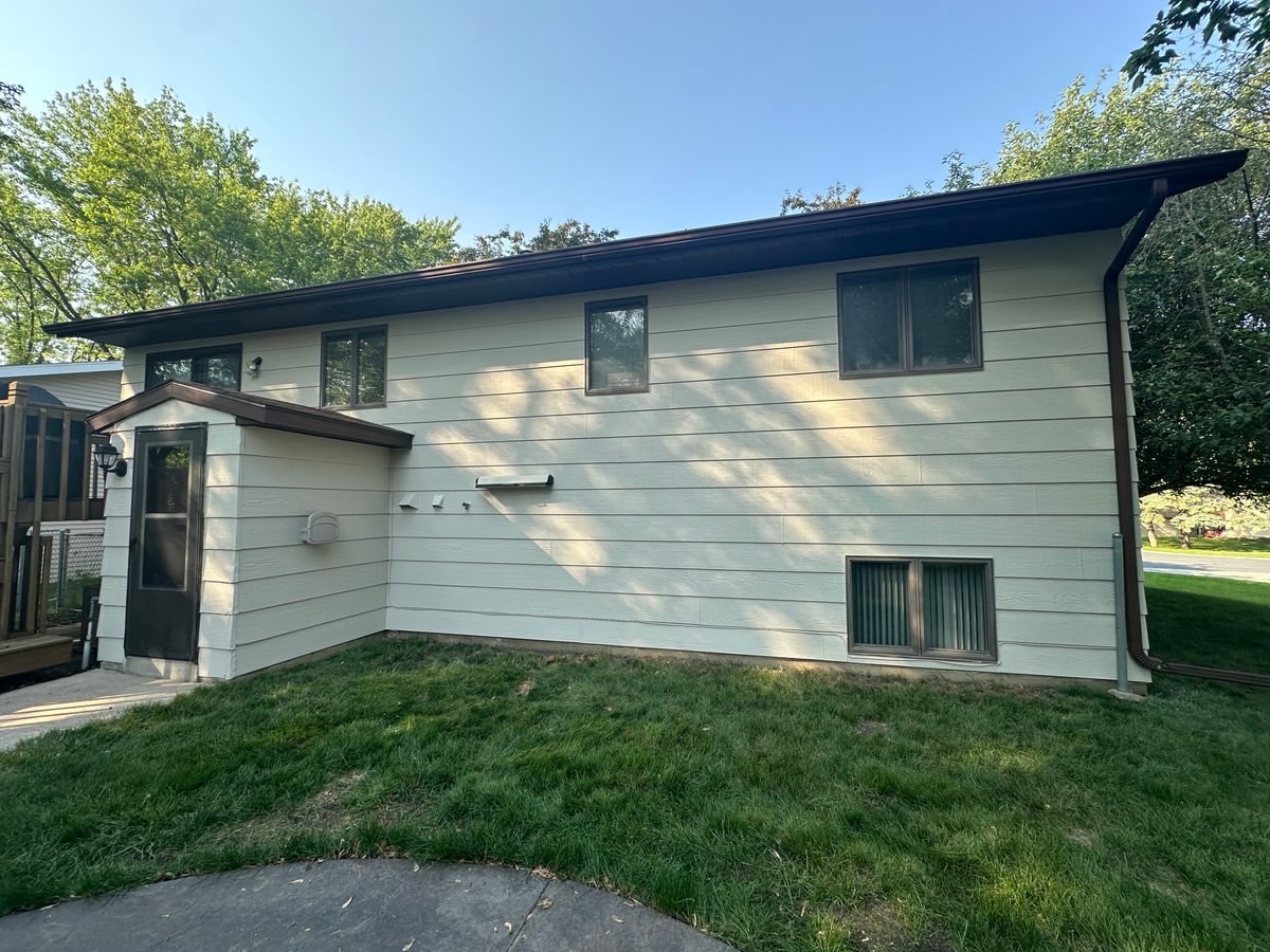 Exterior Painting for Kneeland Painting LLC in Rochester, MN