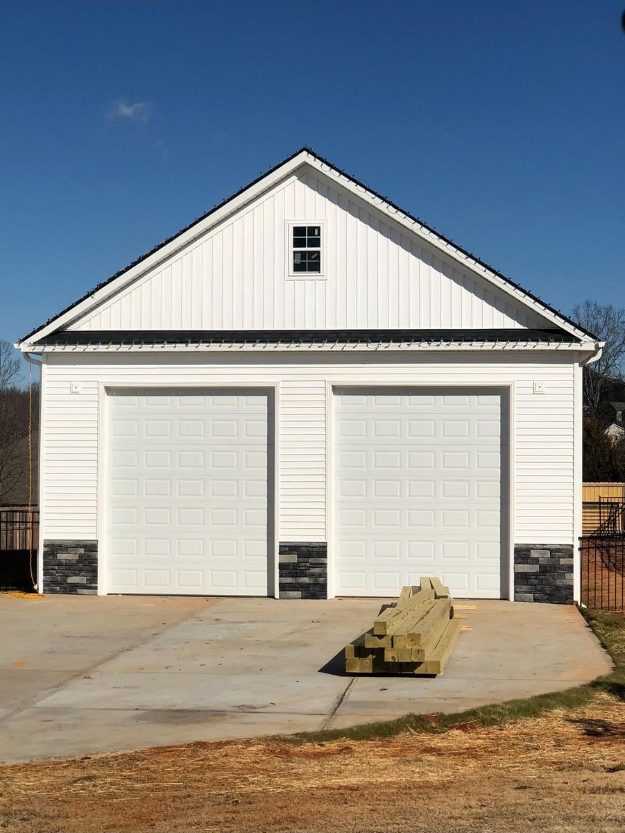 Vinyl Siding for Ninja Builders in Greer, SC