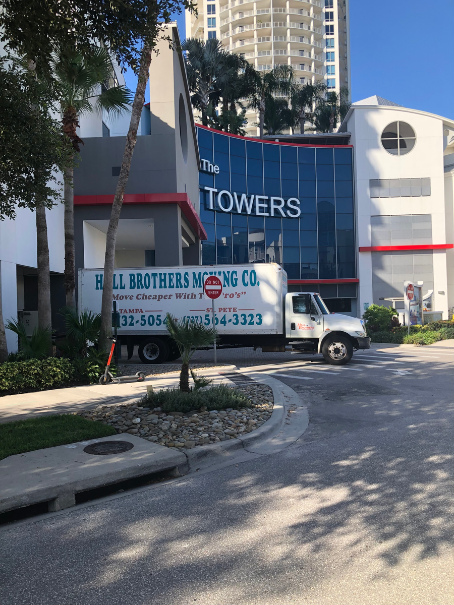 Commercial Moving for Hall Brothers Moving in Tampa, FL