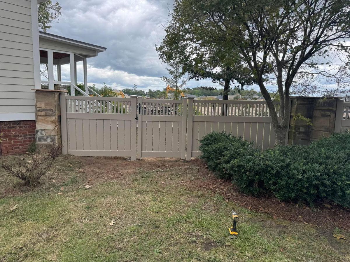 Wood Privacy for 4 In The Fire Fencing LLC in Darlington, SC