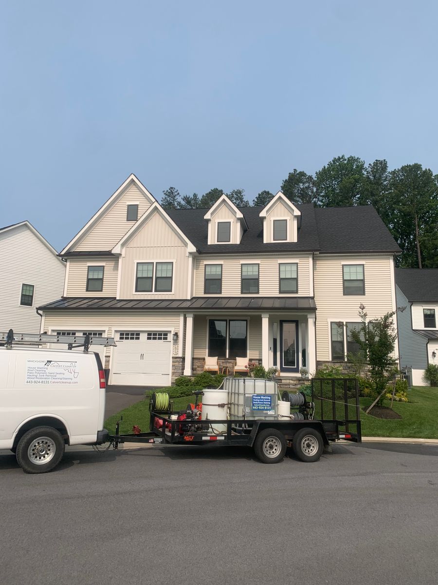 Pressure Washing for Calvert Clean Up, Pressure Washing & Hauling LLC in Pasadena, MD