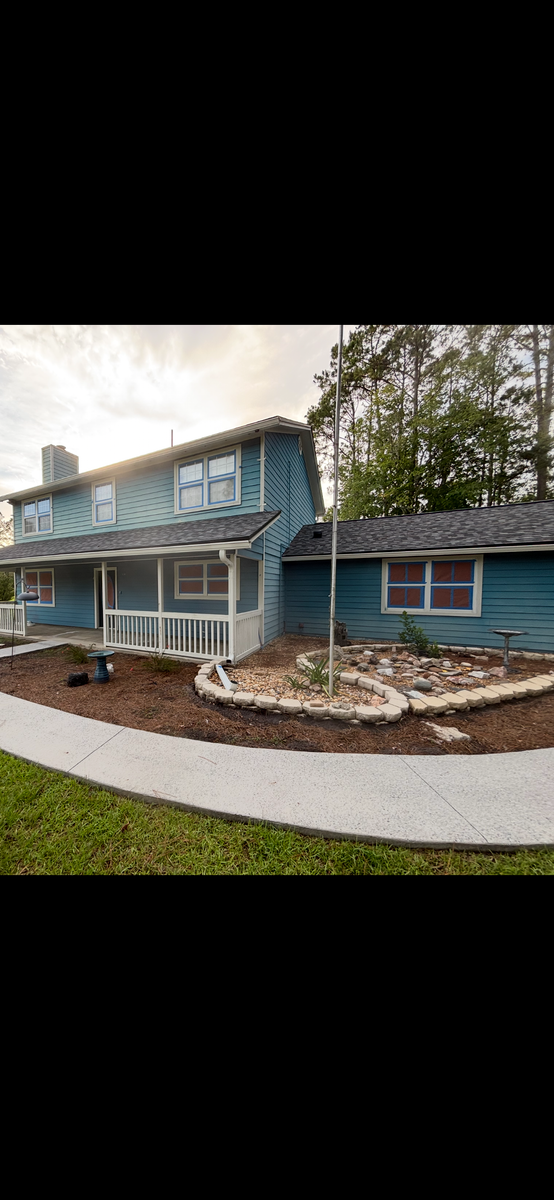 Driveway and Sidewalk Cleaning for Project Masters Group in Tampa, FL