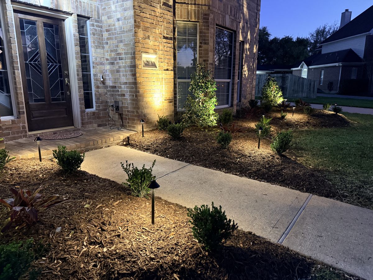 Mulch Installation for Full Armor Landscapes in League City, TX