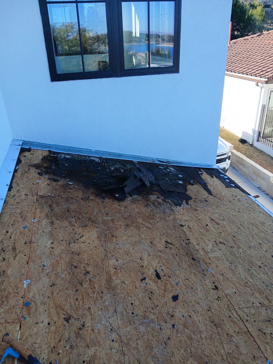 Roof Repairs for LIV Roofing Services in Liberty Hill, TX