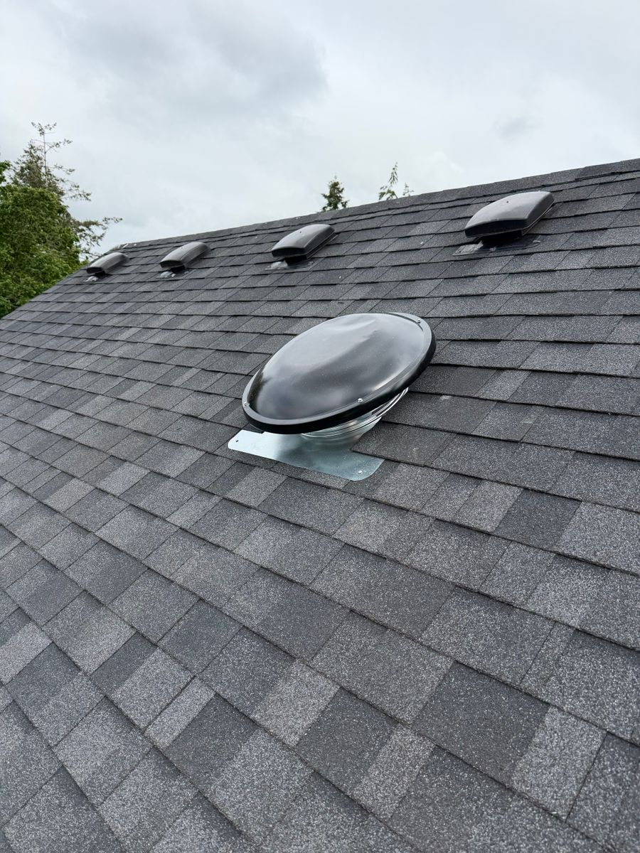 Roofing Installation for Rosas Pro Roof, LLC in Vancouver, WA