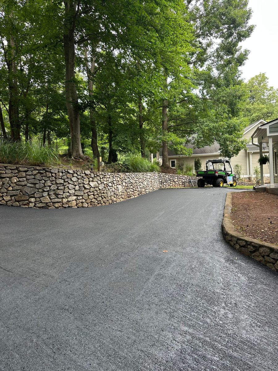 Asphalt Driveways for James R Carter Paving in Roanoke, VA