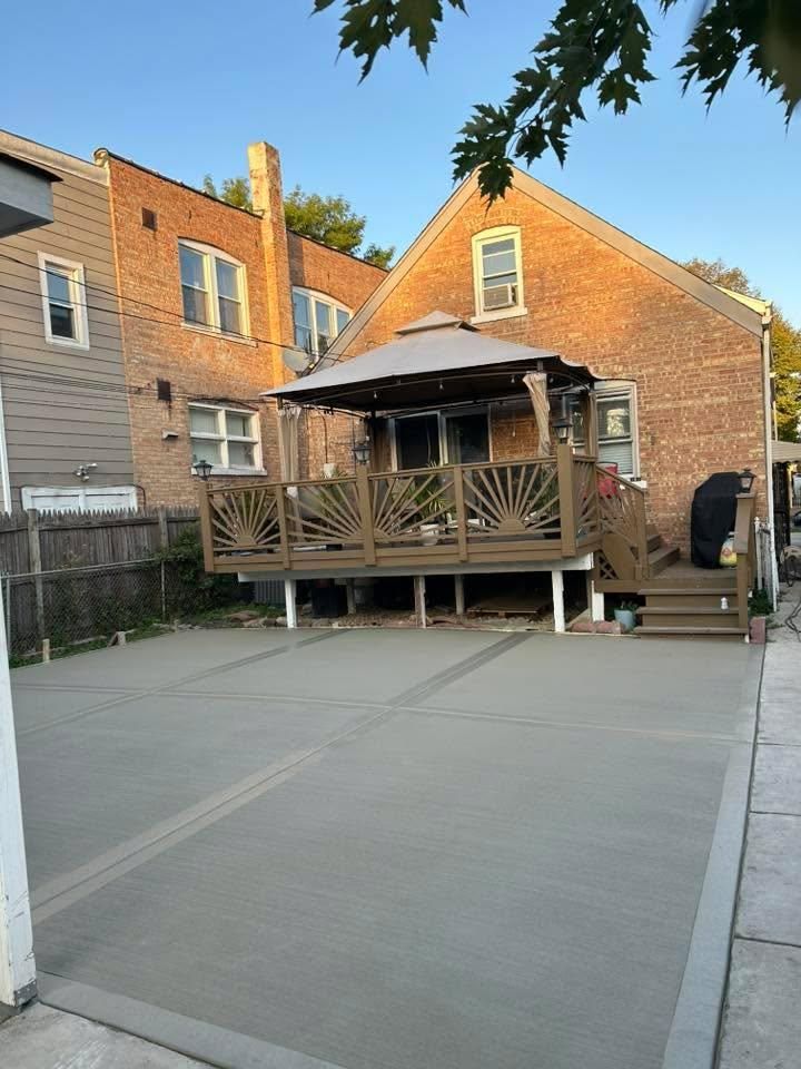 Patio Design & Installation for Luna Dynasty Concrete in Chicago, IL