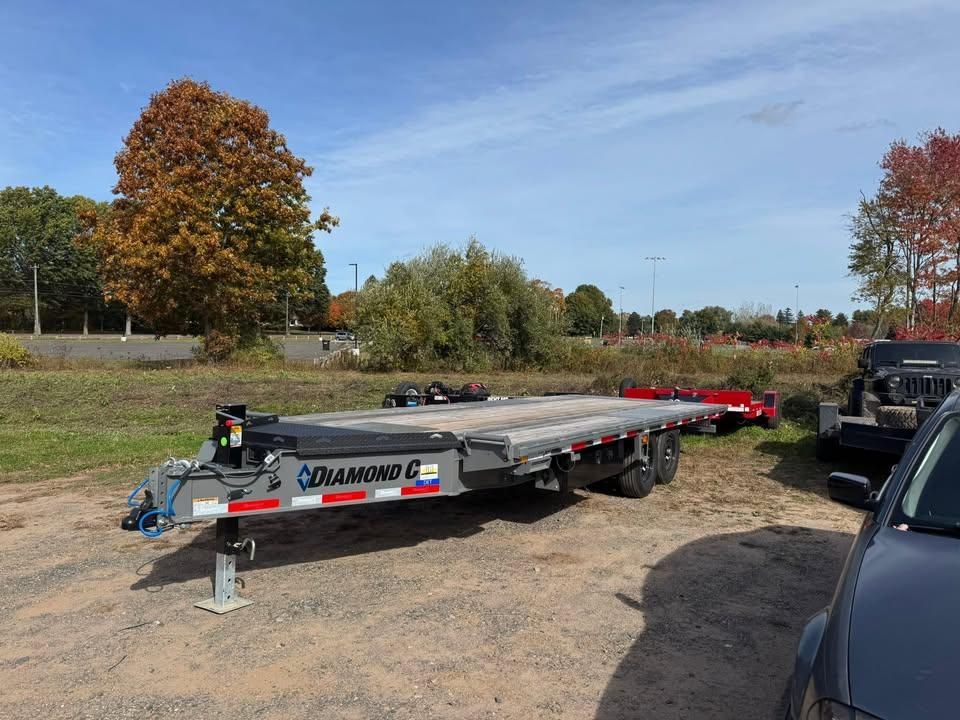 Deckover Trailer for Chapman Rentals in Ellington, CT
