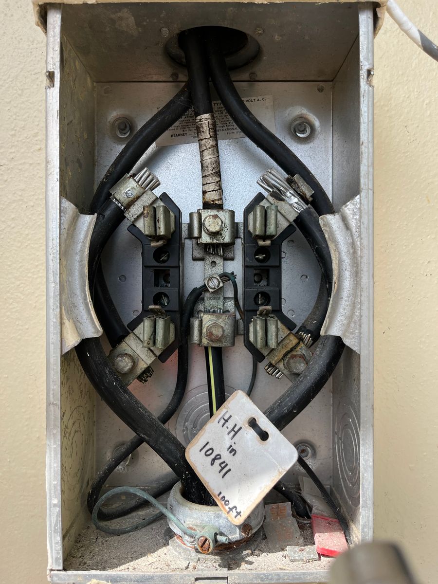 Electrical Panel Repair/Electrical Panel Upgrades for KRW Electric in Miami Beach, FL