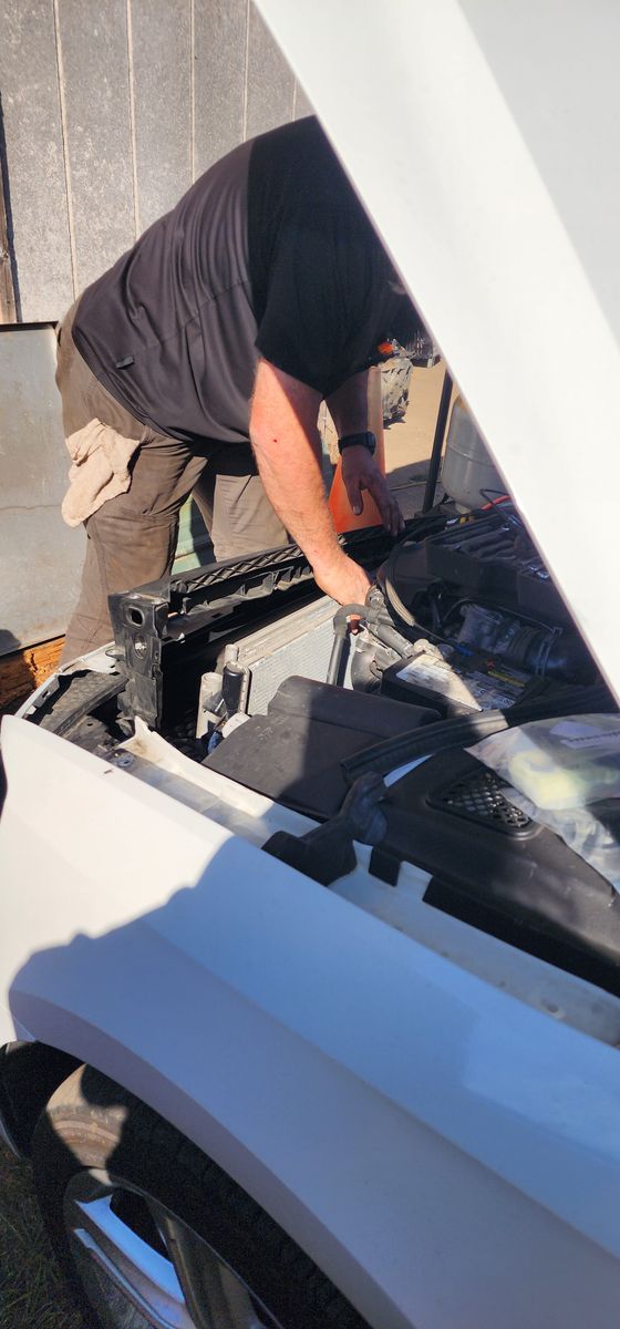 Vehicle Servicing for Jon's Repair Service in Elberton, GA